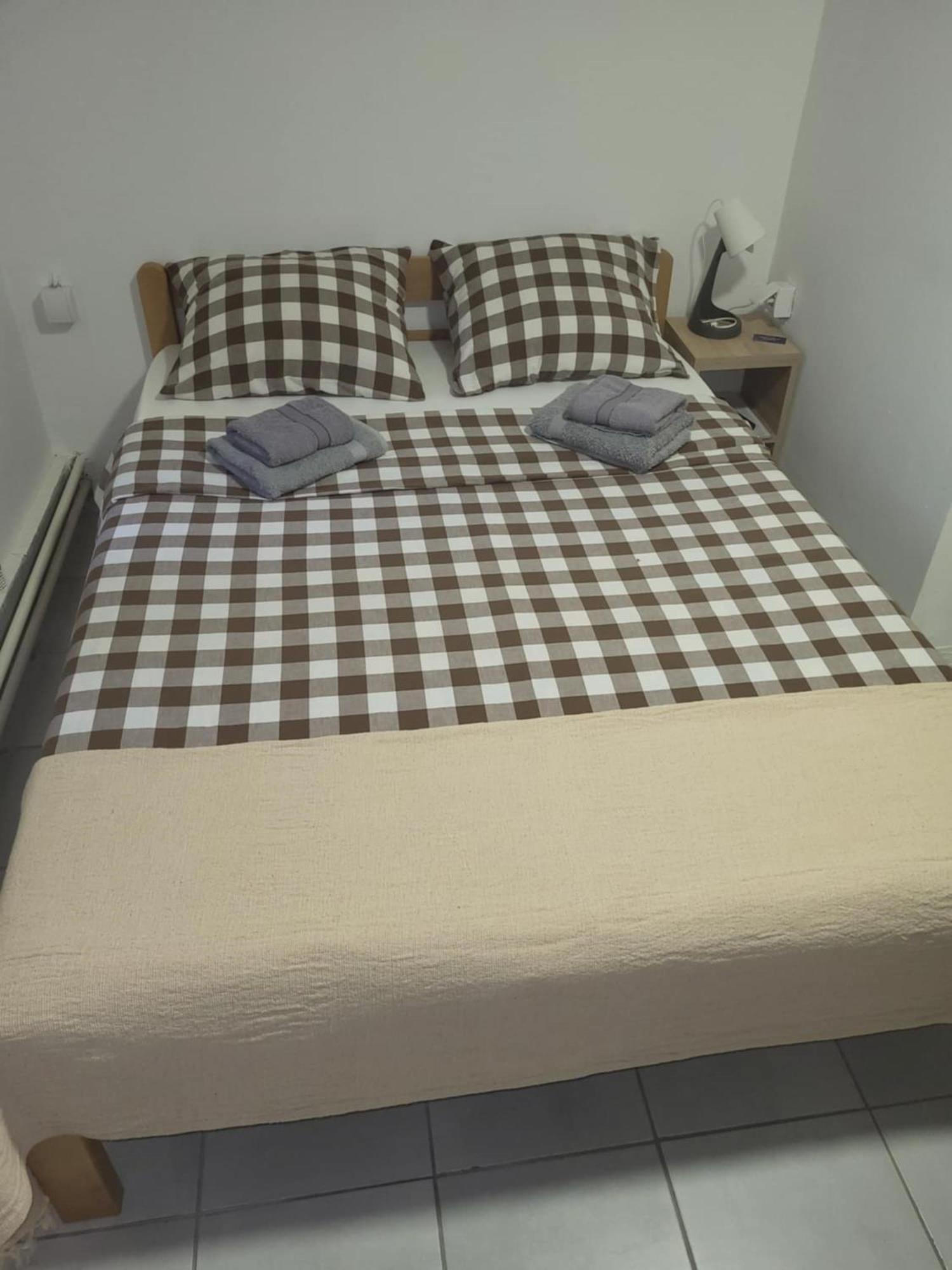 Apartman Djokic 2 Pozarevac Ngoại thất bức ảnh